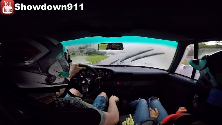 How to drive a Porsche 911 in the wet