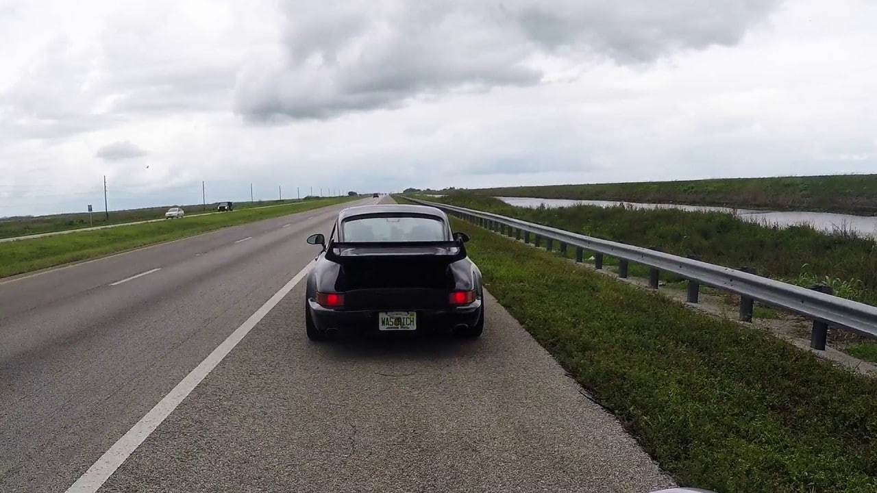 Porsche 911's in the Rain - Porsche Hangout